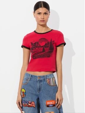 🔥 Alice + Olivia x Ford Bronco Cropped Tee — Rare Find - S